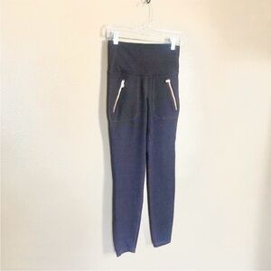 Old Navy Active Dark Purple Fashion Workout Leggings Size S